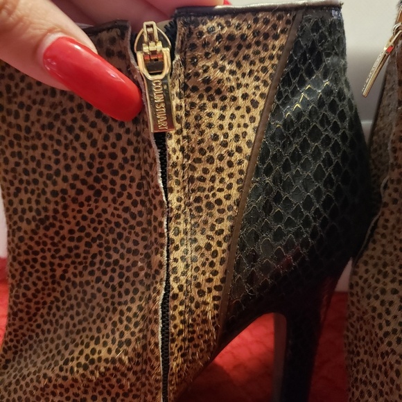 Beautiful able booties - Picture 3 of 4